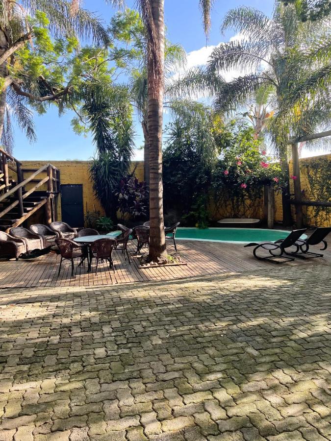 Pousada Familiar Casa Amarela São Gabriel Exterior photo