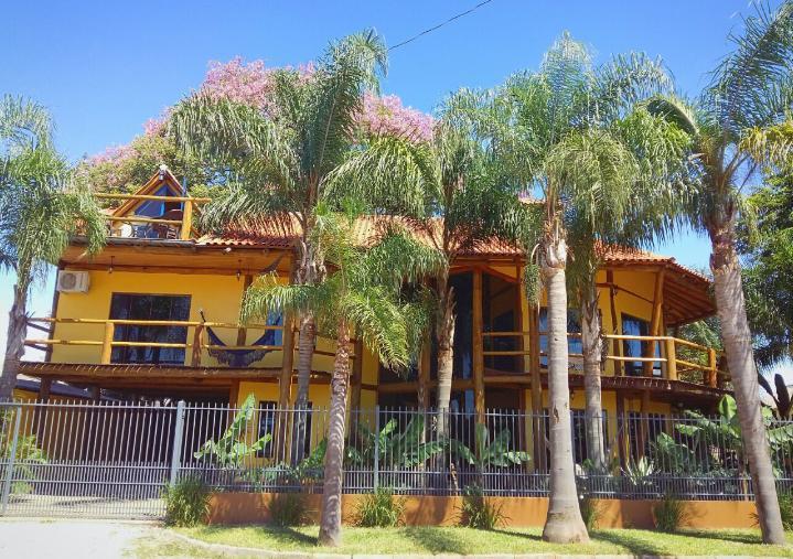 Pousada Familiar Casa Amarela São Gabriel Exterior photo